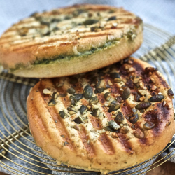 PANINI PESTO MOZZARELLA