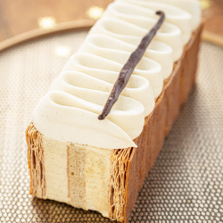 BÛCHE GLACÉE MILLEFEUILLE VANILLE