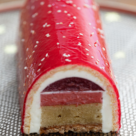 [LIVRAISON 11-18 DEC.] Bûche Fraise Lait d'Amande (8 pers.)