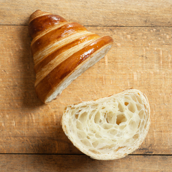 CROISSANT AU BEURRE
